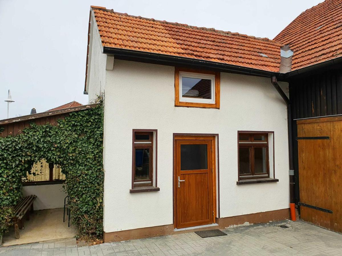 Apartamento Ferienhaus Rhoener Auszeit Kaltenwestheim Exterior foto